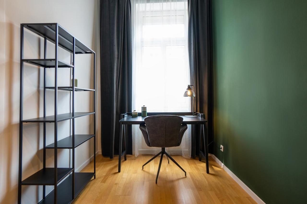 Brand-new With A Breathtaking Design Located Right Near Belvedere Castle, 15 Minutes From Centre Apartament Viena